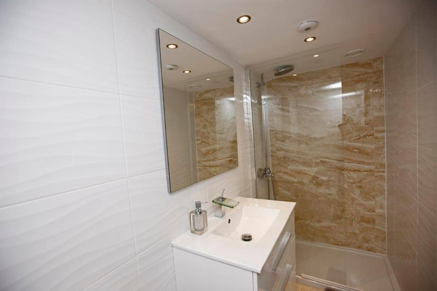 R02 Luxury Apartment In Villa With Pool And Garden Марбелья Экстерьер фото